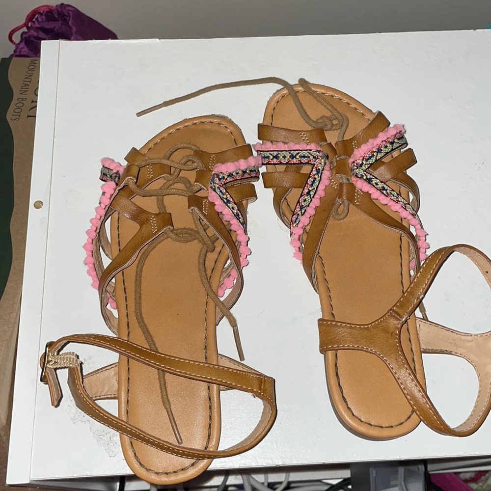 Girls sandals